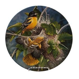 Knowles Baltimore Oriole Plate